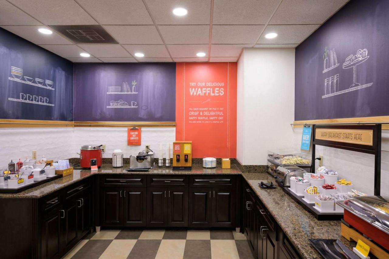 Hampton Inn Evansville Airport Kültér fotó
