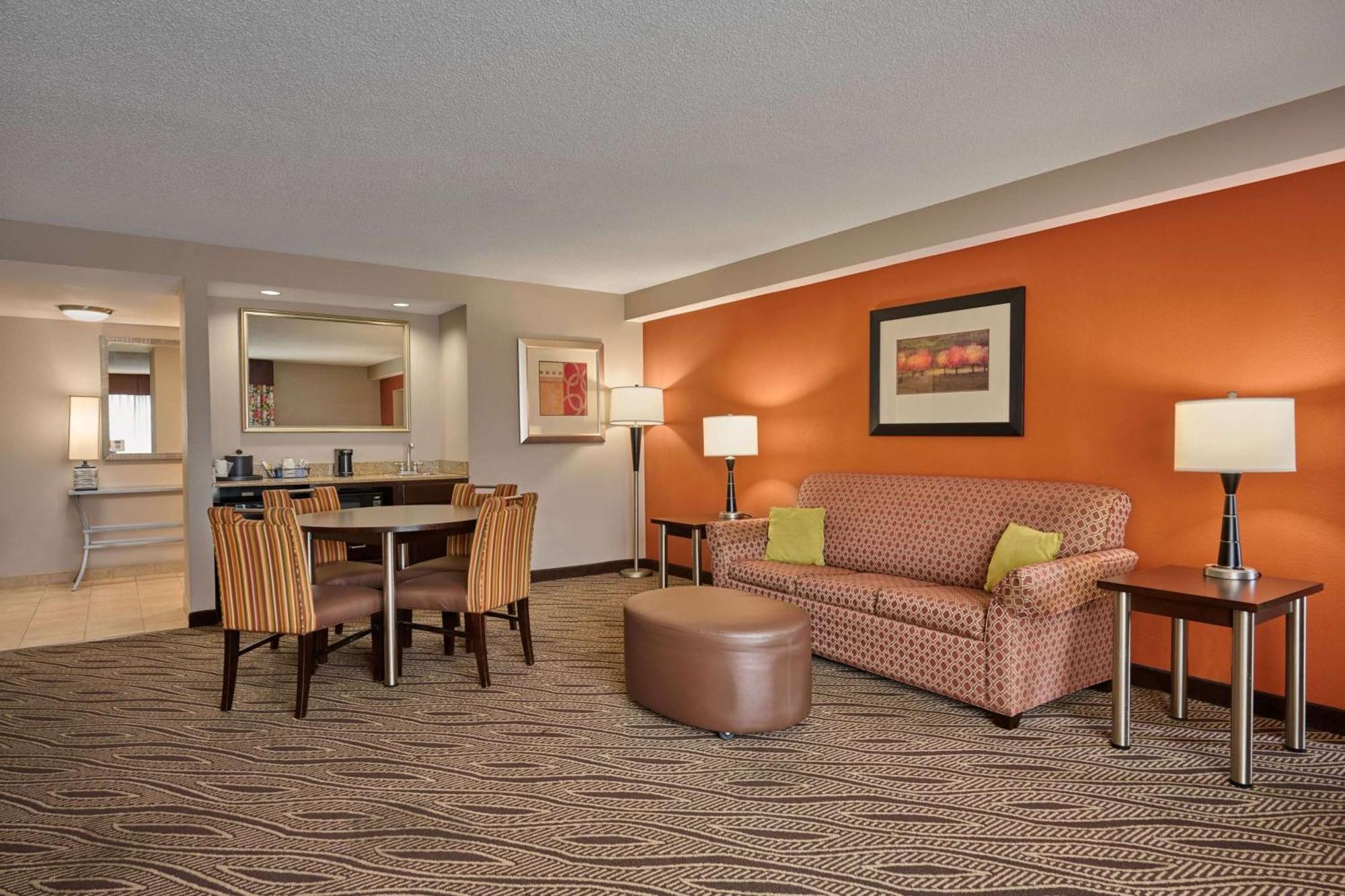 Hampton Inn Evansville Airport Kültér fotó